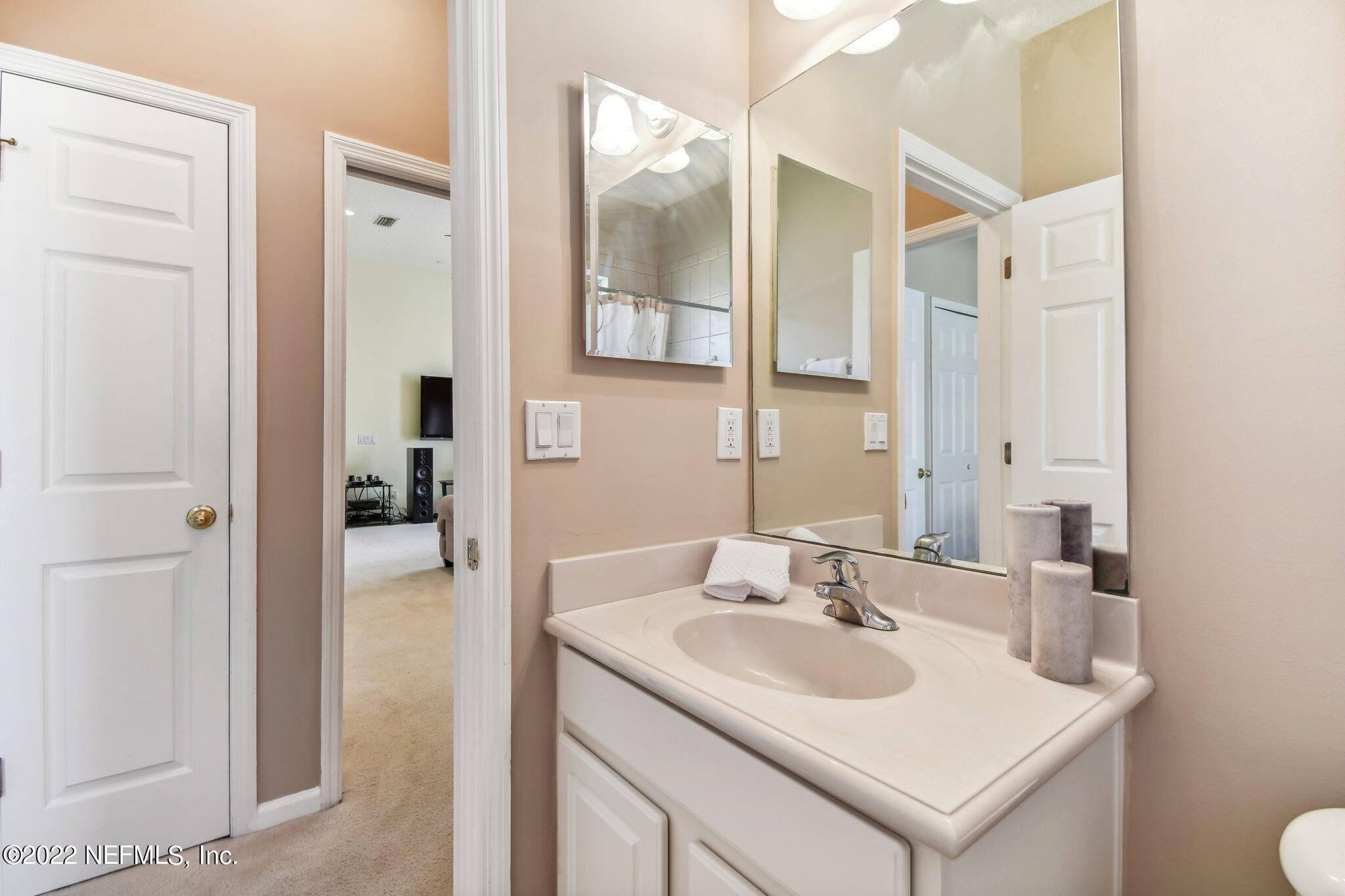 6469 Ginnie Springs Road Jacksonville, FL 32258 - Photo 21 of 51 Bathroom 1