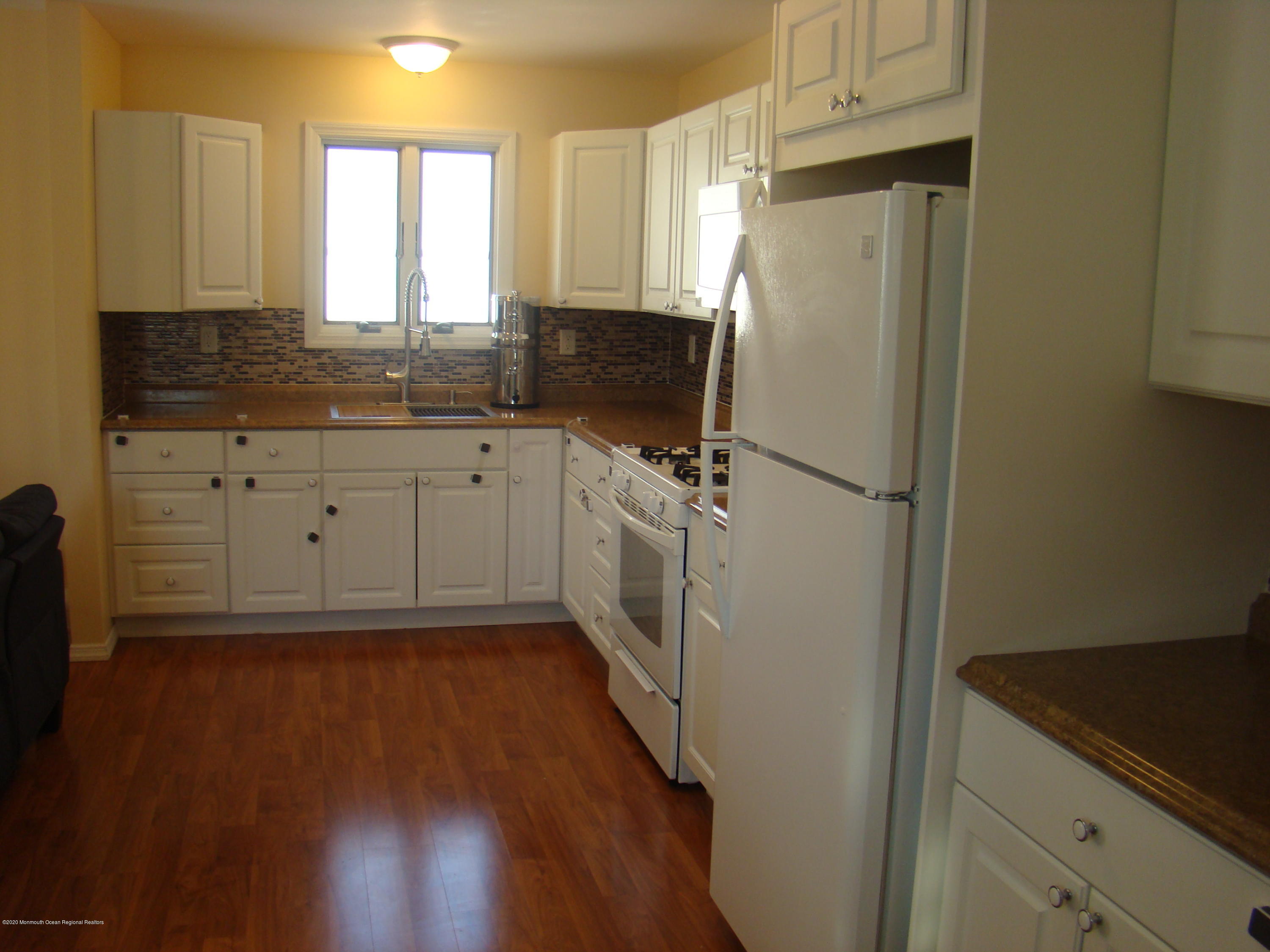 510 Shore Road Union Beach, NJ 07735 - Photo 8 of 35 DSC04813
