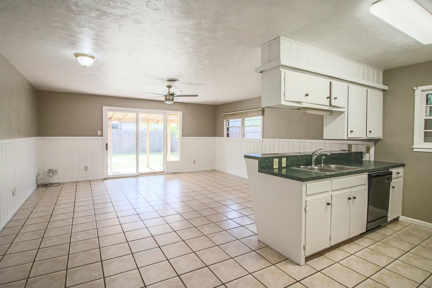 5413 32nd Street Lubbock, TX 79407 - Photo 5 of 21 Photo 5