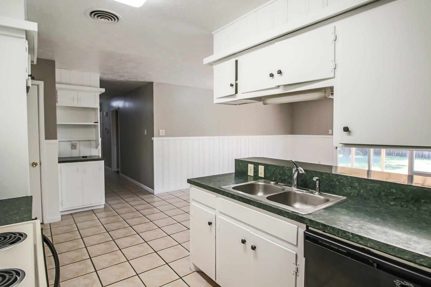 5413 32nd Street Lubbock, TX 79407 - Photo 8 of 21 Photo 8