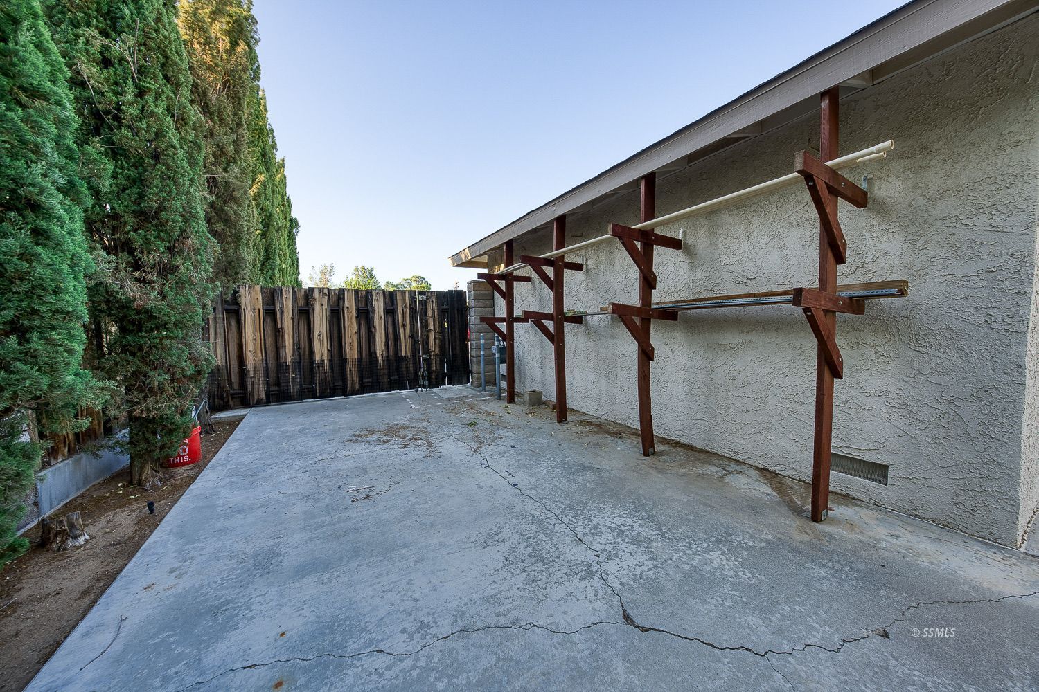 539 West Wasp Avenue Ridgecrest, CA 93555 - Photo 40 of 47