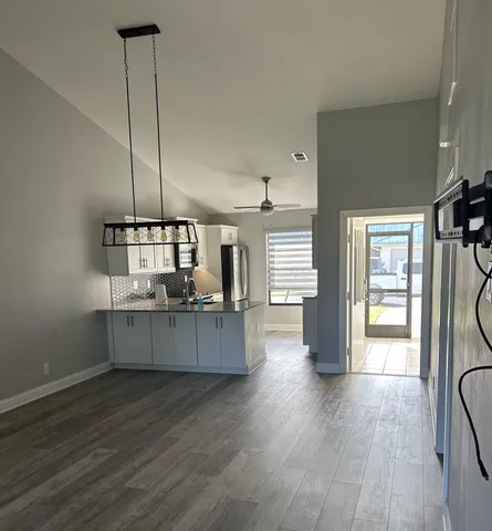 a close up view of washer and dryer