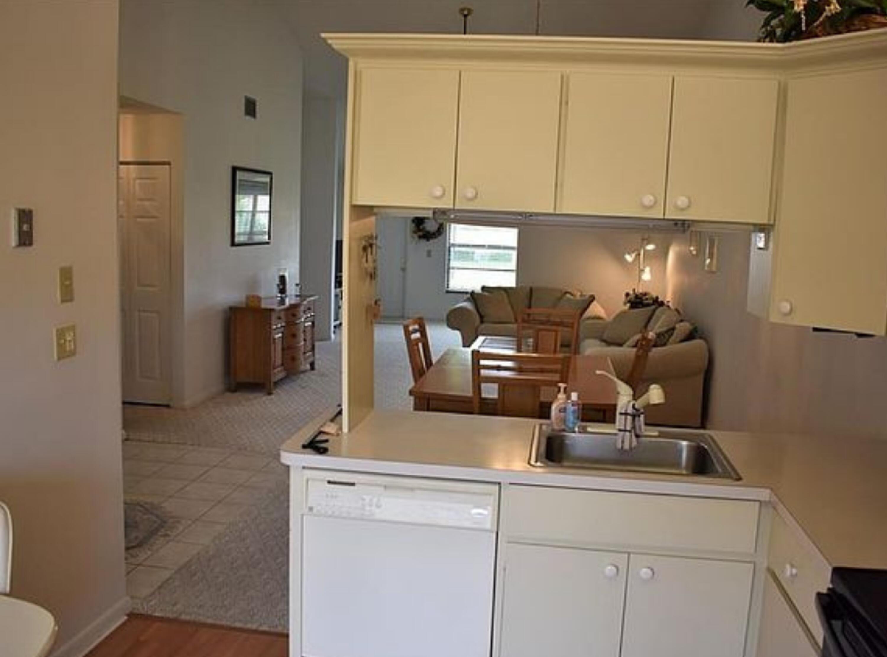 7716 Southeast Sugar Sand Circle Hobe Sound, FL 33455 - Photo 34 of 61 14