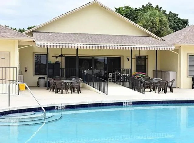 $2,500 | 7716 Southeast Sugar Sand Circle, Hobe Sound, FL 33455
