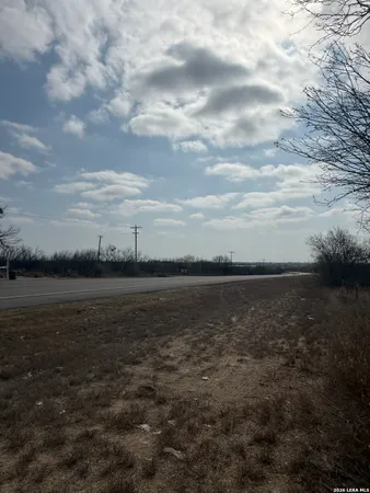 $193,060 | 517 Carrizo Springs, Carrizo Springs, TX 78834