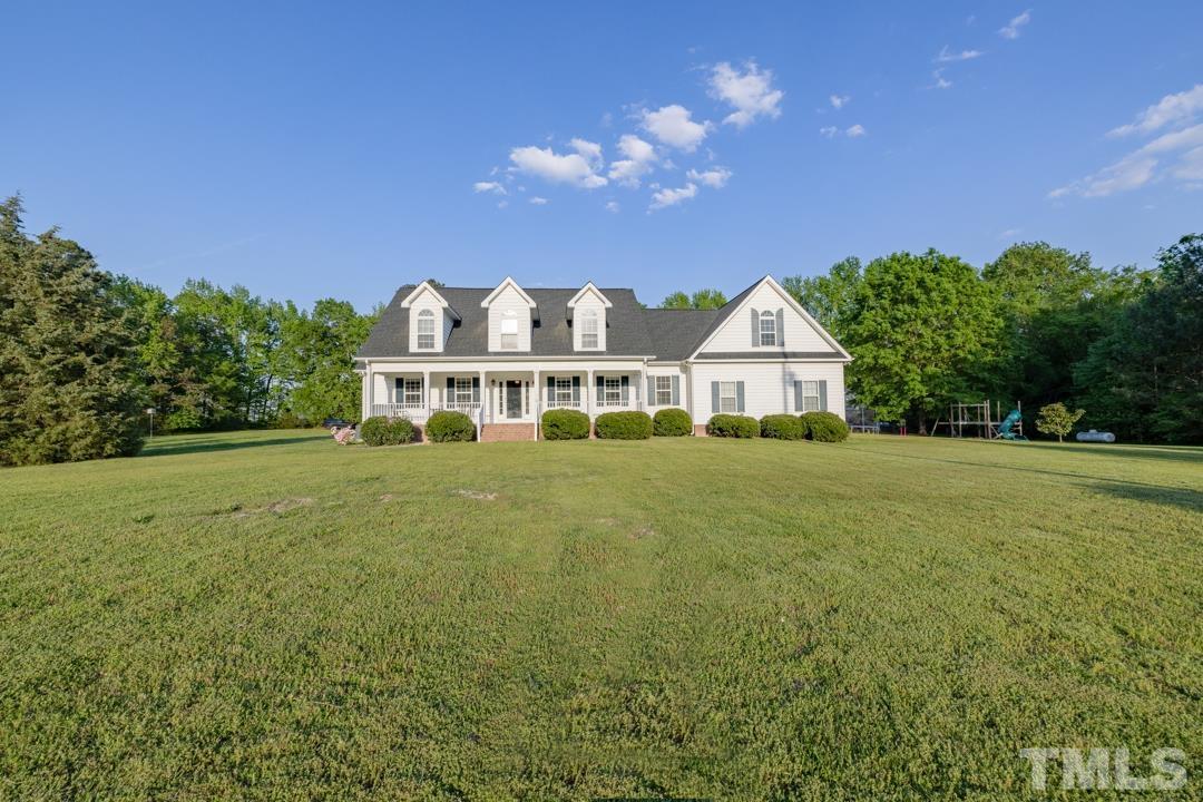 324 Kelly Road Henderson, NC 27537 - Photo 5 of 39 Gallery Image 5