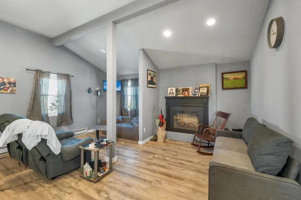 $1,200,000 | 3 Harris Avenue, Hampton, NH 03842