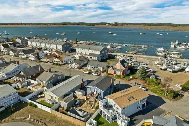 $1,200,000 | 3 Harris Avenue, Hampton, NH 03842