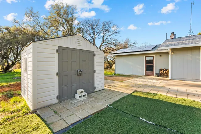 $725,000 | 2735 Little Oak Lane, Rescue, CA 95672