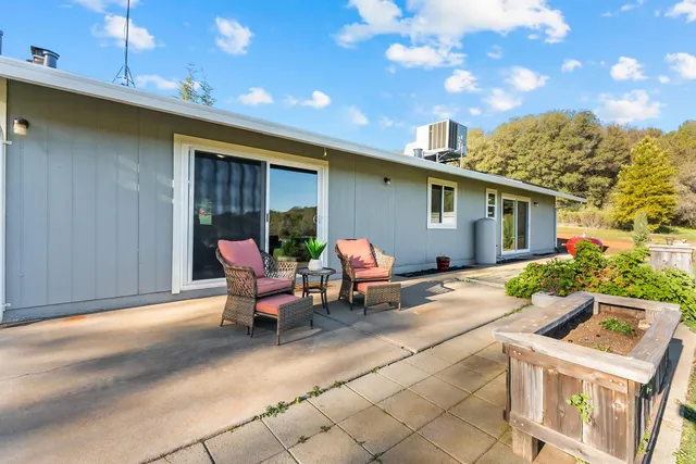 $725,000 | 2735 Little Oak Lane, Rescue, CA 95672