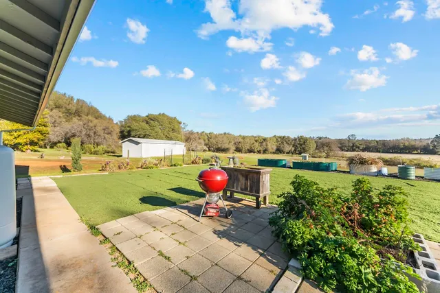 $725,000 | 2735 Little Oak Lane, Rescue, CA 95672