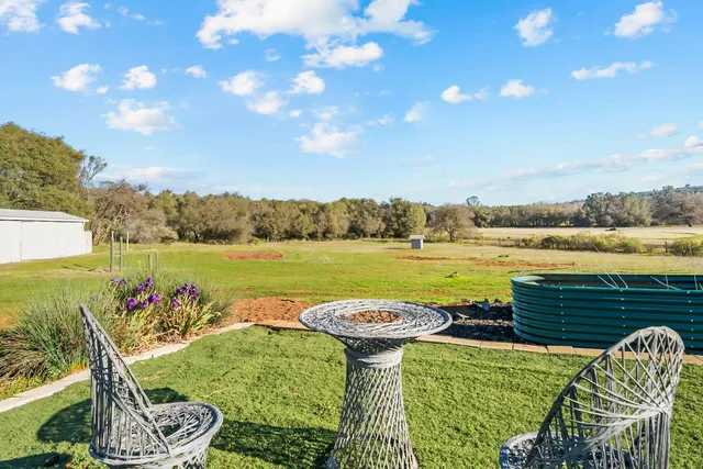 $725,000 | 2735 Little Oak Lane, Rescue, CA 95672