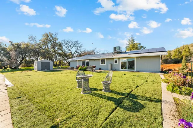 $725,000 | 2735 Little Oak Lane, Rescue, CA 95672