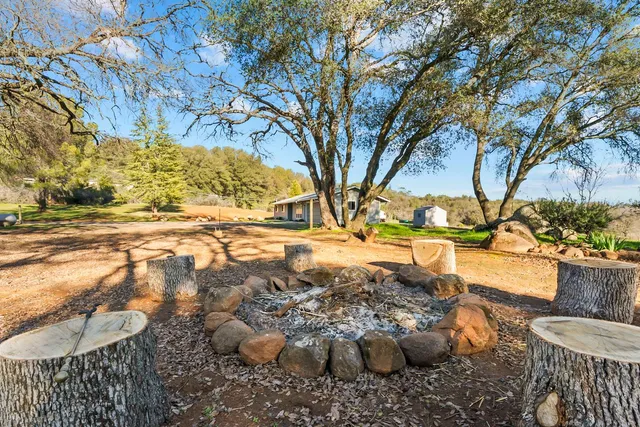 $725,000 | 2735 Little Oak Lane, Rescue, CA 95672