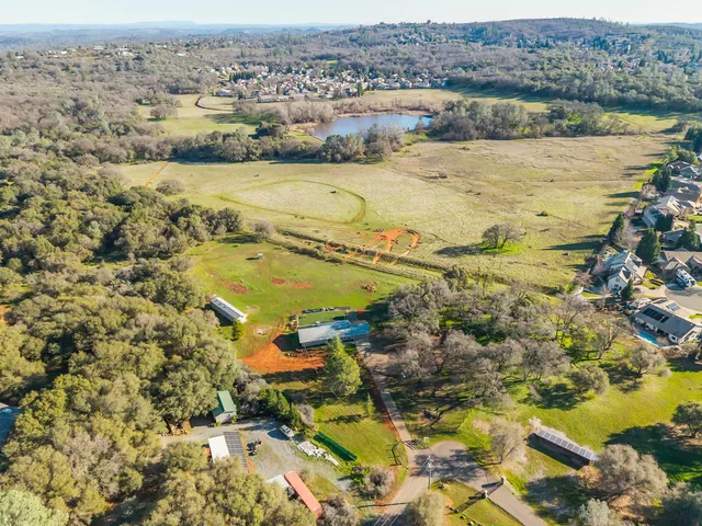 $725,000 | 2735 Little Oak Lane, Rescue, CA 95672