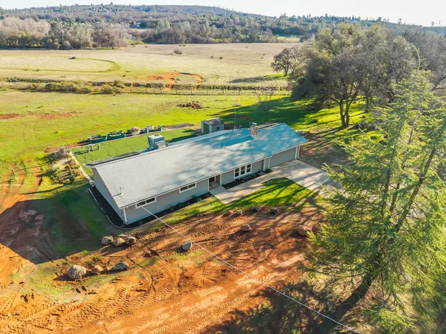 $725,000 | 2735 Little Oak Lane, Rescue, CA 95672