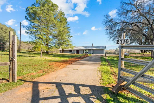 $725,000 | 2735 Little Oak Lane, Rescue, CA 95672