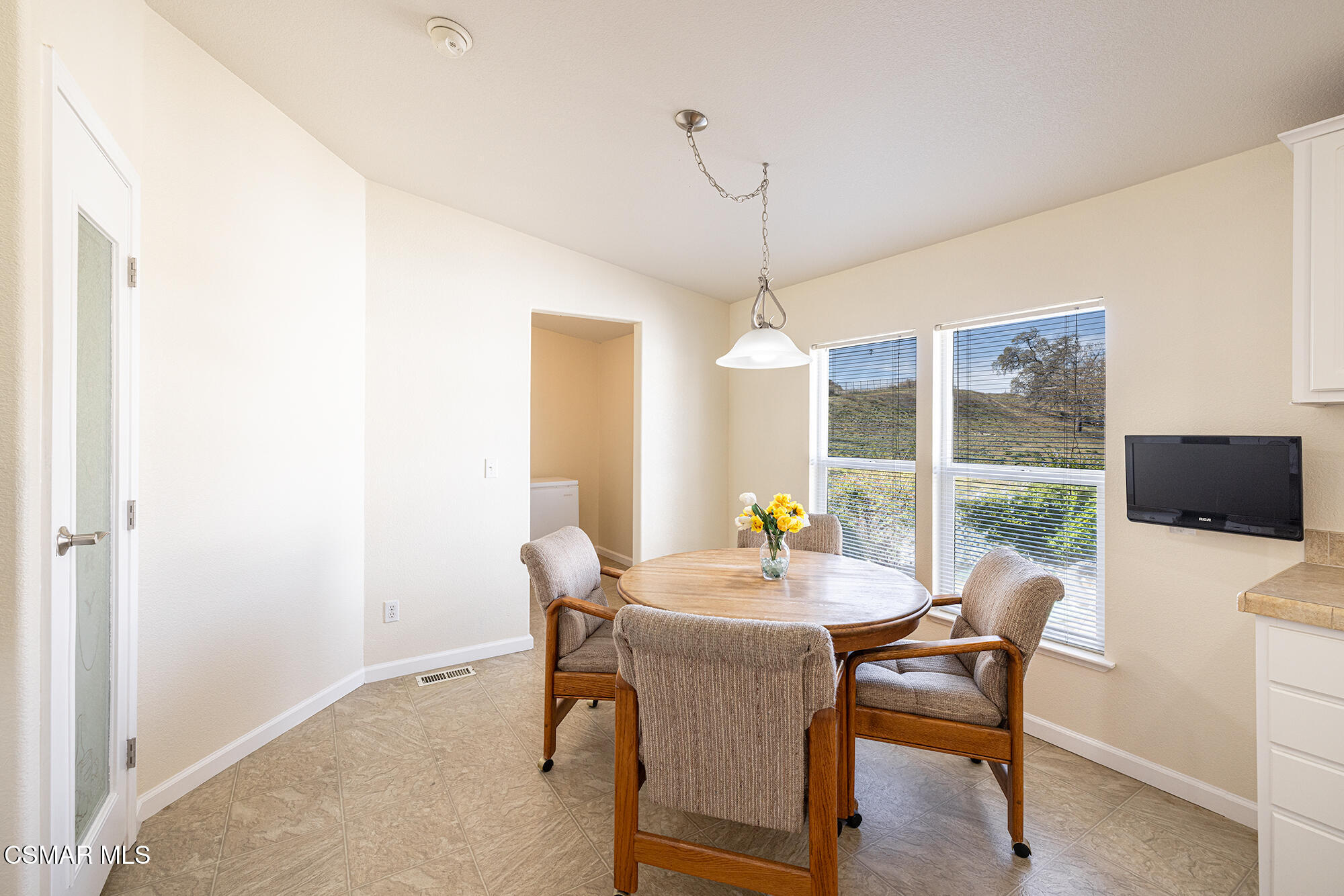 1550 Rory Lane, Unit 266 Simi Valley, CA 93063 - Photo 12 of 30 Rory12 (1)