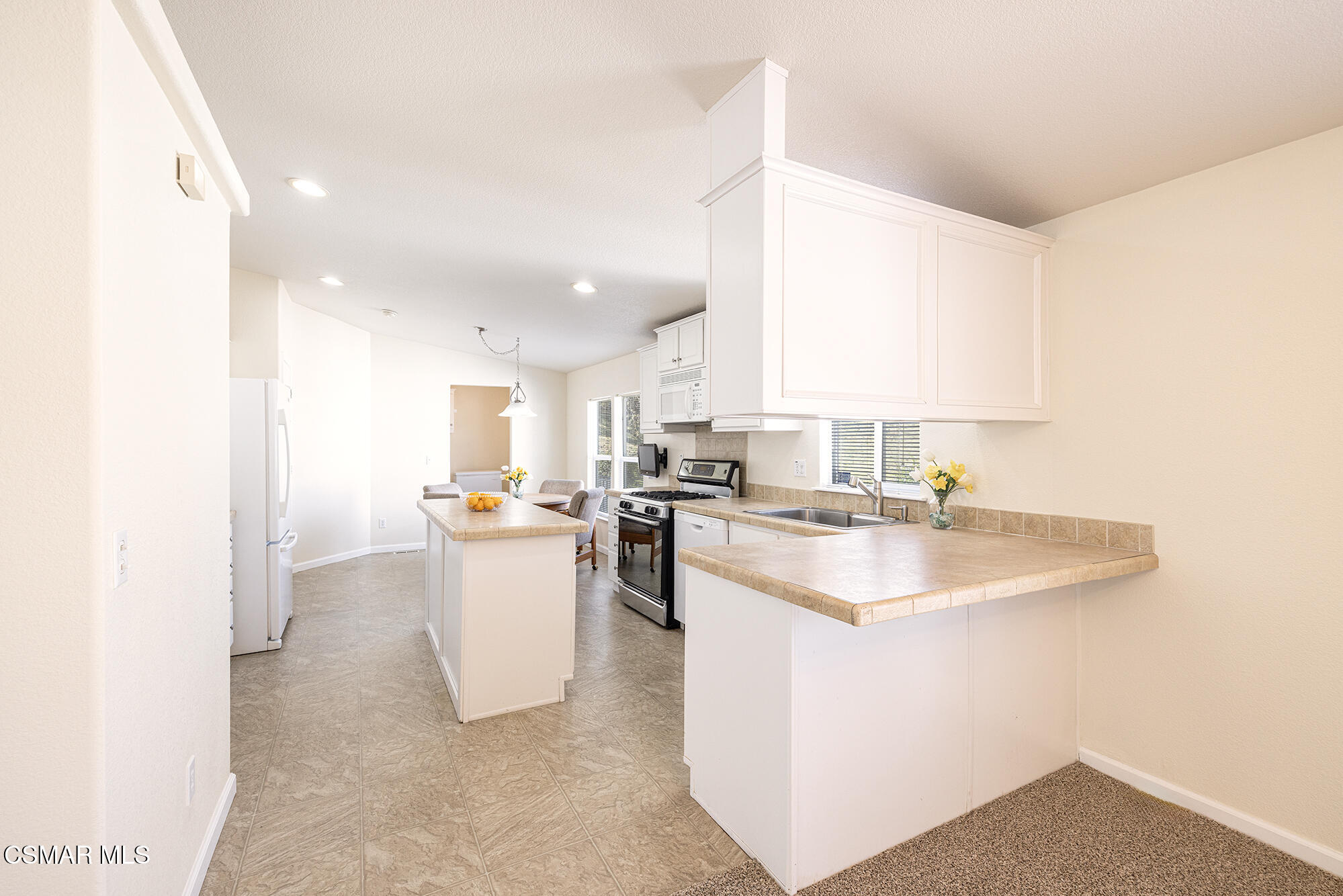 1550 Rory Lane, Unit 266 Simi Valley, CA 93063 - Photo 10 of 30 Rory10 (1)