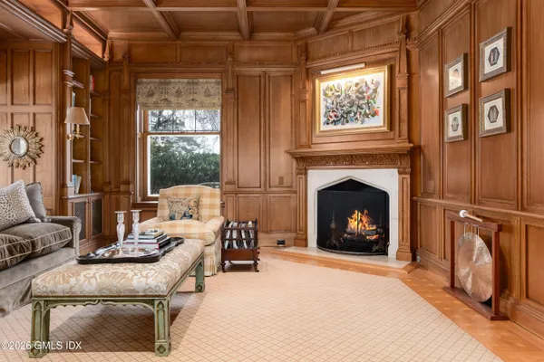 $24,900,000 | 44-40 Mayo Avenue, Greenwich, CT 06830