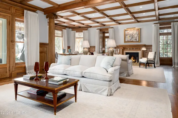 $24,900,000 | 44-40 Mayo Avenue, Greenwich, CT 06830