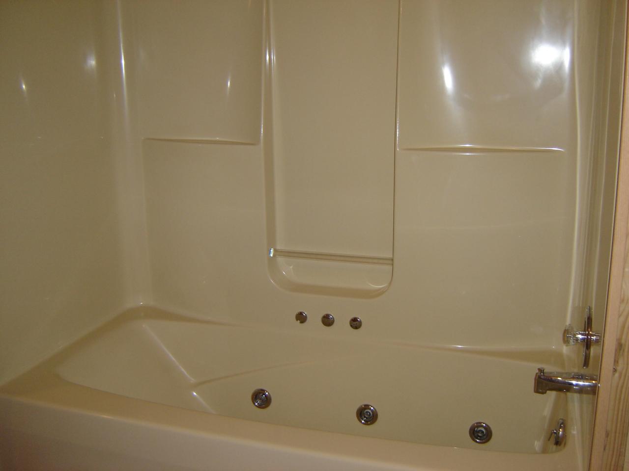 3051 Webster Road Blue Ridge, VA 24064 - Photo 13 of 39 a bathroom with a tub