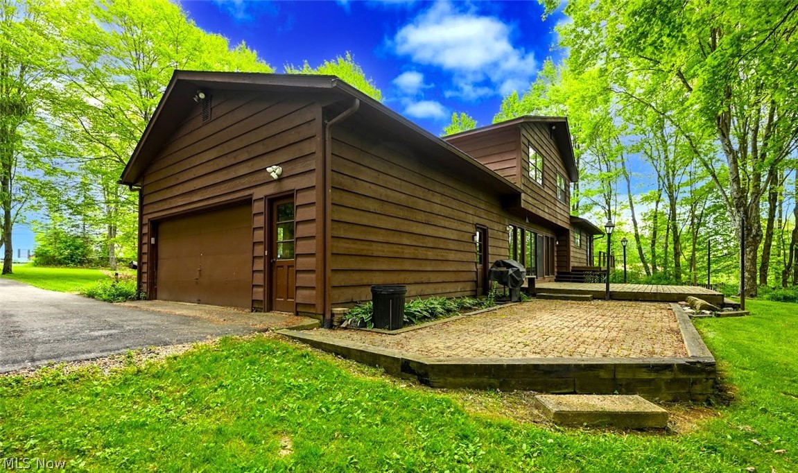 2987 Sourek Road Akron, OH 44333 - Photo 43 of 44 *SIDE VIEW ~