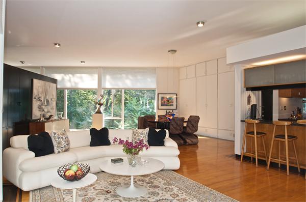 32 Ross Road Swampscott, MA 01907 - Photo 4 of 18 Gallery Image 4