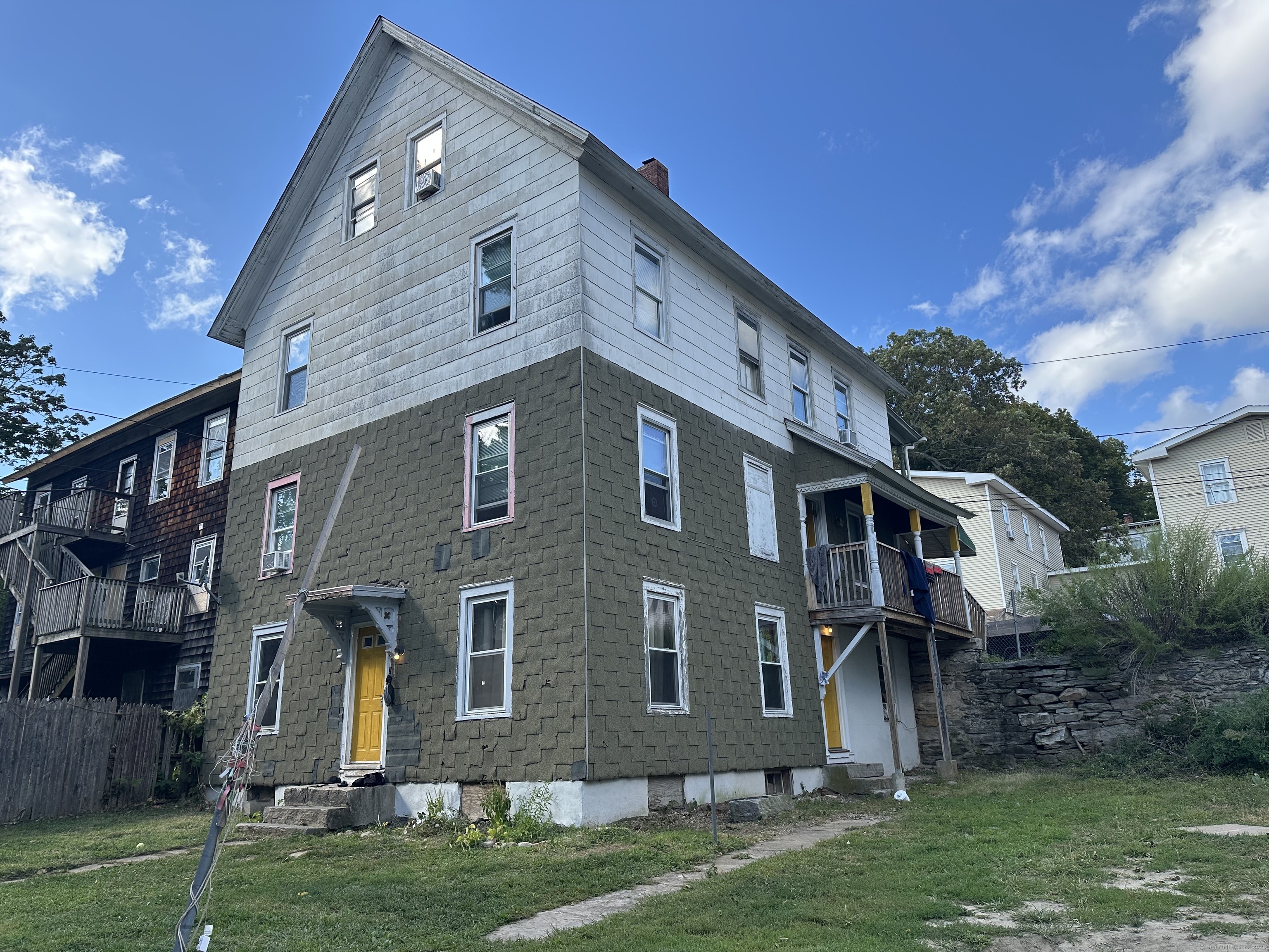 26 Maple Avenue Windham, CT 06226 - Photo 4 of 7