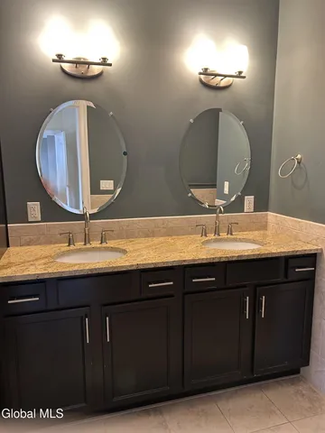 $2,500 | 17 Chapel Street, Unit 602, Albany, NY 12210