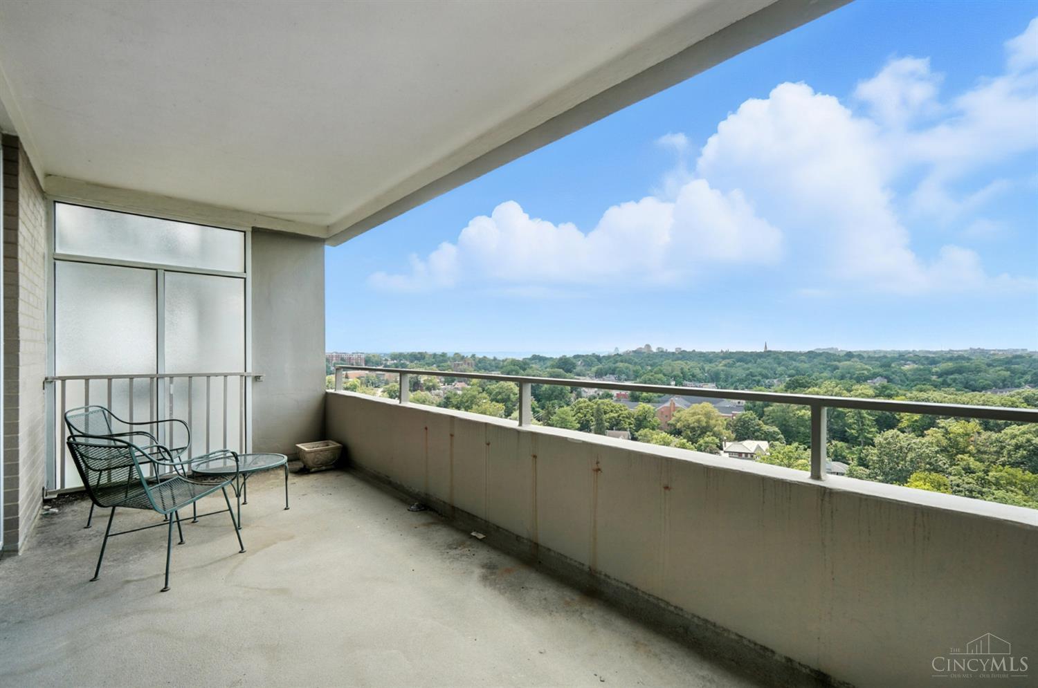 2324 Madison Road, Unit 1709 Cincinnati, OH 45208 - Photo 88 of 93 Gallery Image 88