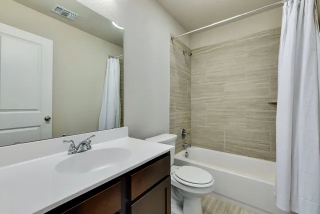 $2,050 | 5952 Agostino Drive, Round Rock, TX 78665