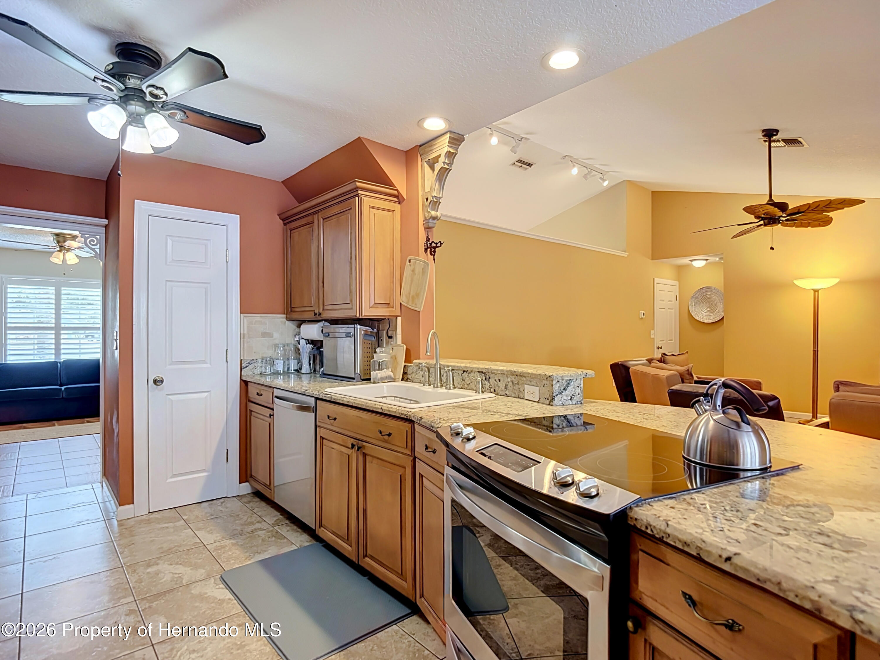 5223 Hamlet Circle Spring Hill, FL 34606 - Photo 21 of 48