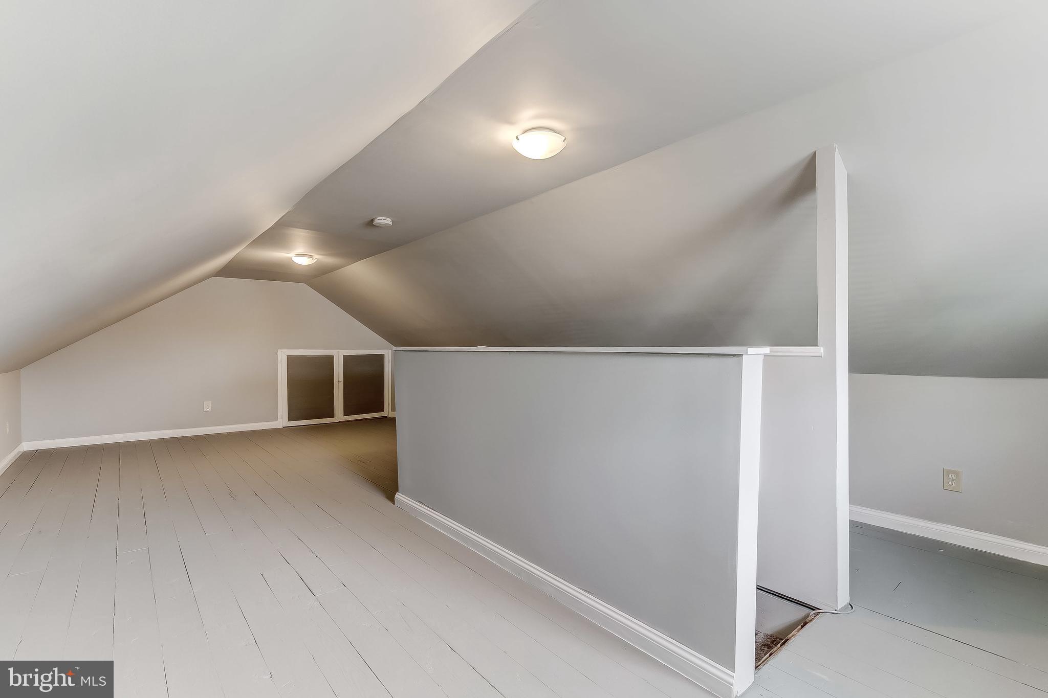 40 Hampton Road Linthicum, MD 21090 - Photo 29 of 44 Attic/Bedroom 3
