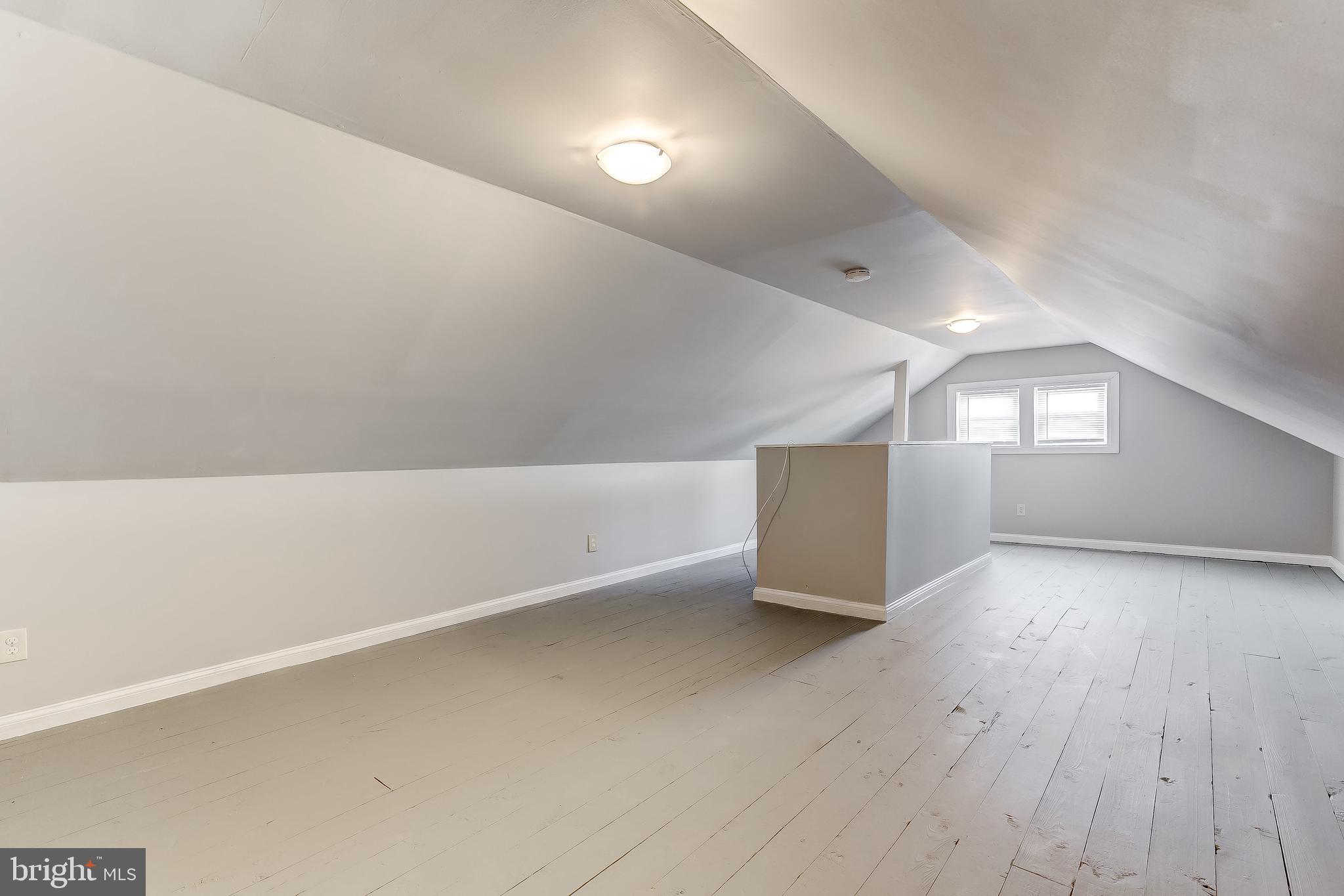 40 Hampton Road Linthicum, MD 21090 - Photo 30 of 44 Attic/Bedroom 3