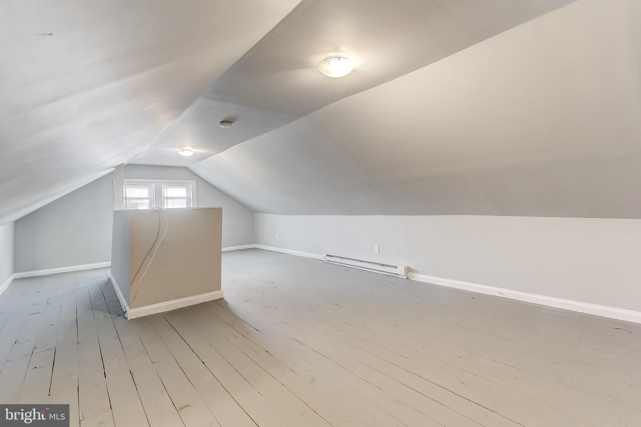 40 Hampton Road Linthicum, MD 21090 - Photo 31 of 44 Attic/Bedroom 3