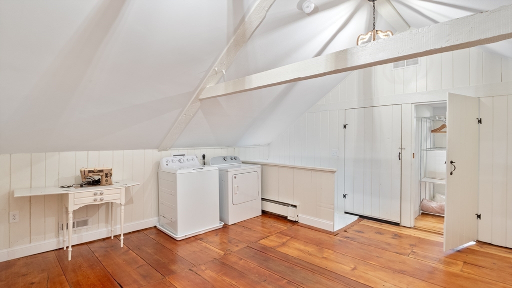 239 High Road Newbury, MA 01951 - Photo 30 of 42 a view of a kitchen with wooden floor