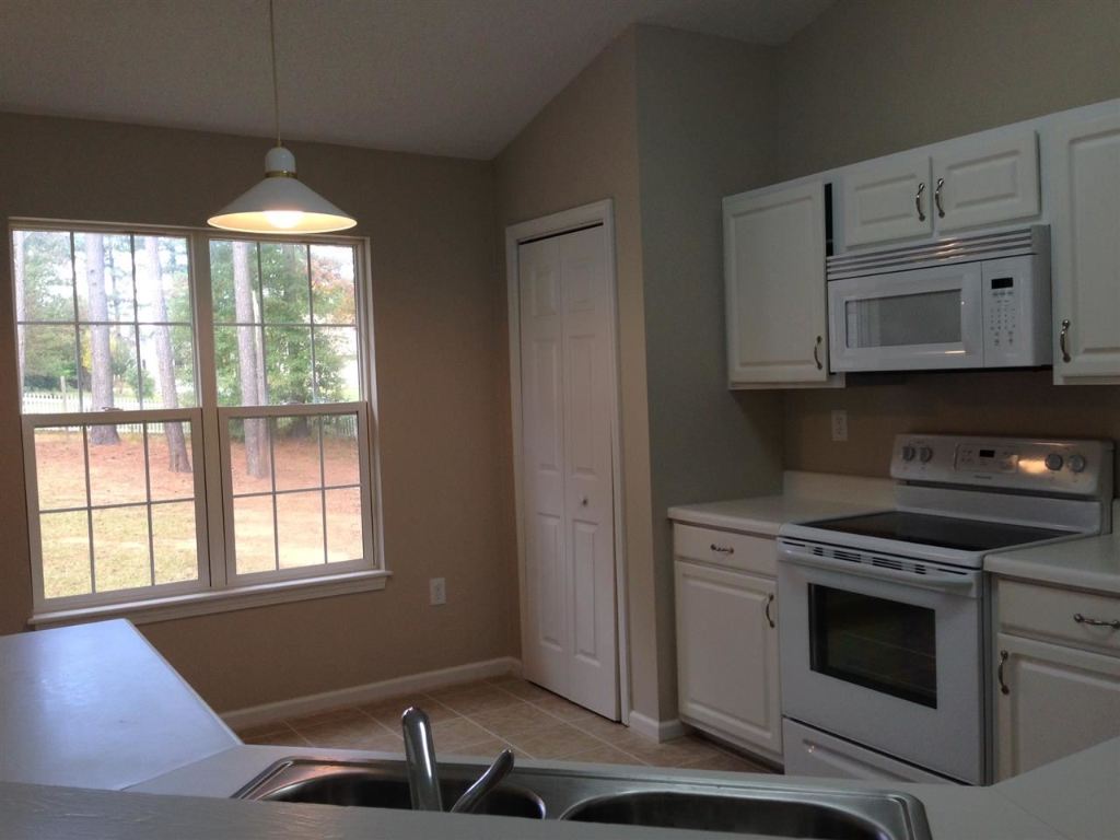 5682 Pearman Dairy Road Anderson, SC 29625 - Photo 7 of 20