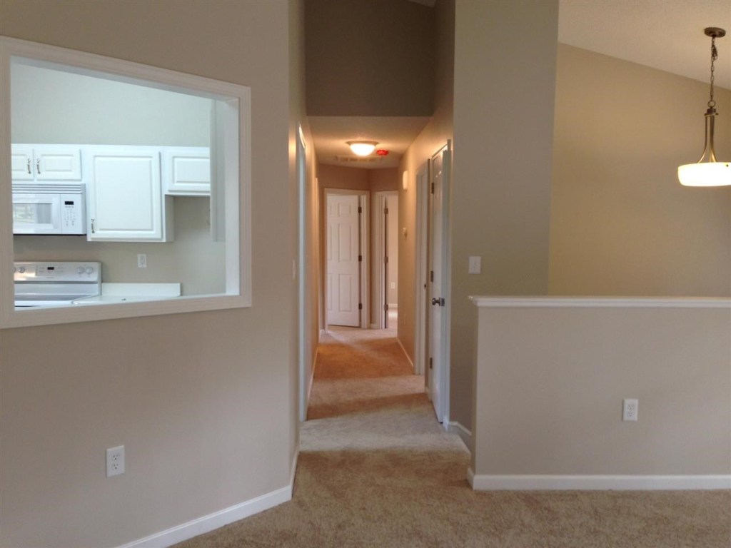 5682 Pearman Dairy Road Anderson, SC 29625 - Photo 8 of 20