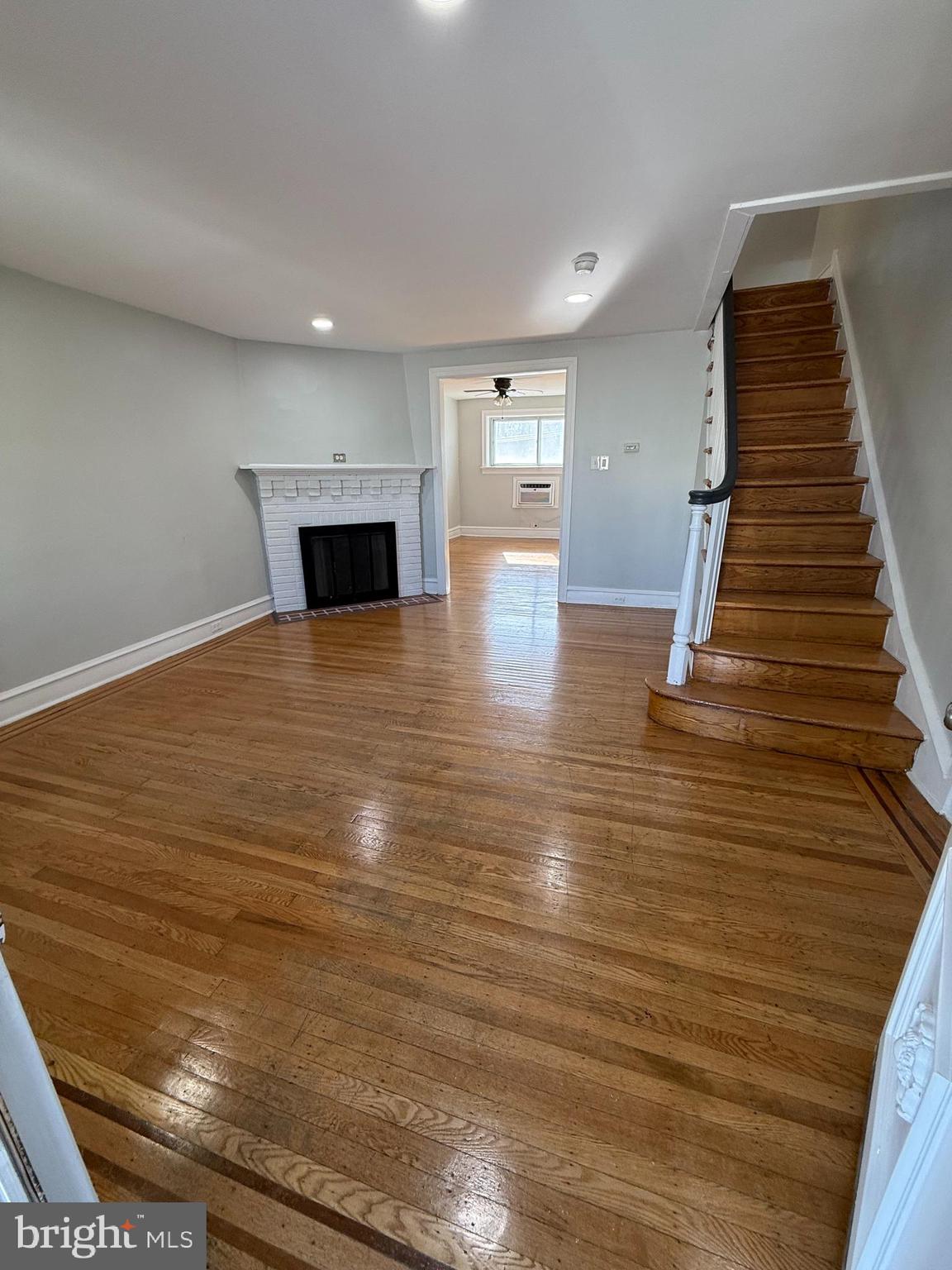 706 Copley Road Upper Darby, PA 19082 - Photo 1 of 21