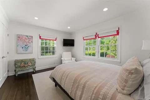 $3,295,000 | 12 Kolbert Drive, Scarsdale, NY 10583