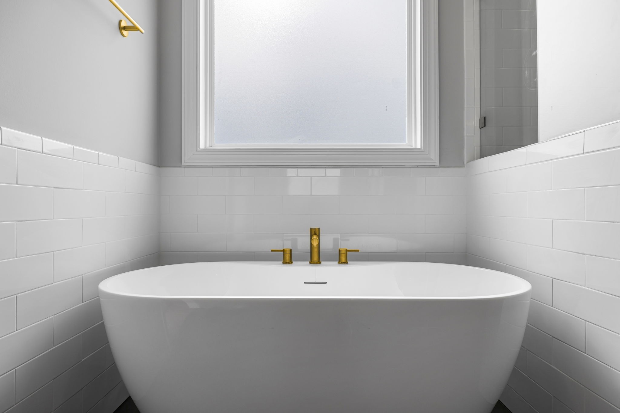 3775 Highship Road Murfreesboro, TN 37130 - Photo 22 of 39 a bathroom with a bathtub