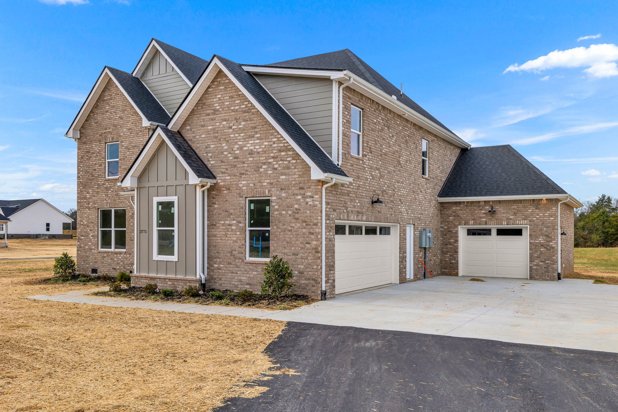 3775 Highship Road Murfreesboro, TN 37130 - Photo 3 of 39 a front view of a house with a yard