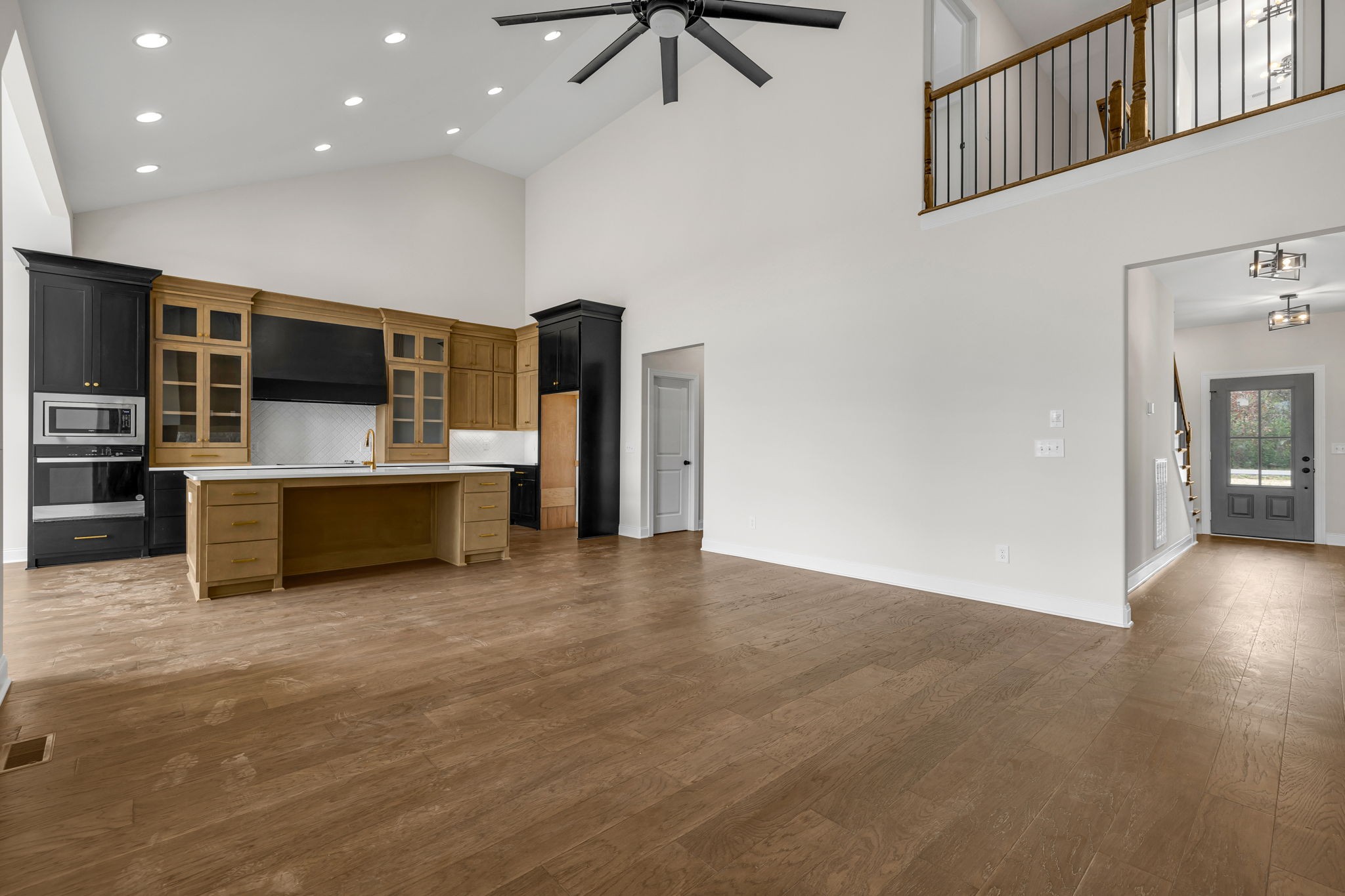 3775 Highship Road Murfreesboro, TN 37130 - Photo 7 of 39 a view of a livingroom with a flat screen tv