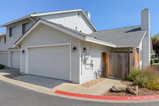 $292,000 | 541 Samuel Way, Sacramento, CA 95838