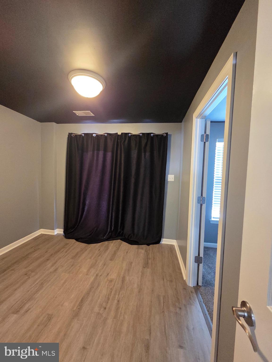 2102 East Oak Road, Unit G2 Vineland, NJ 08361 - Photo 5 of 17 Main level area-sliding doors to backyard