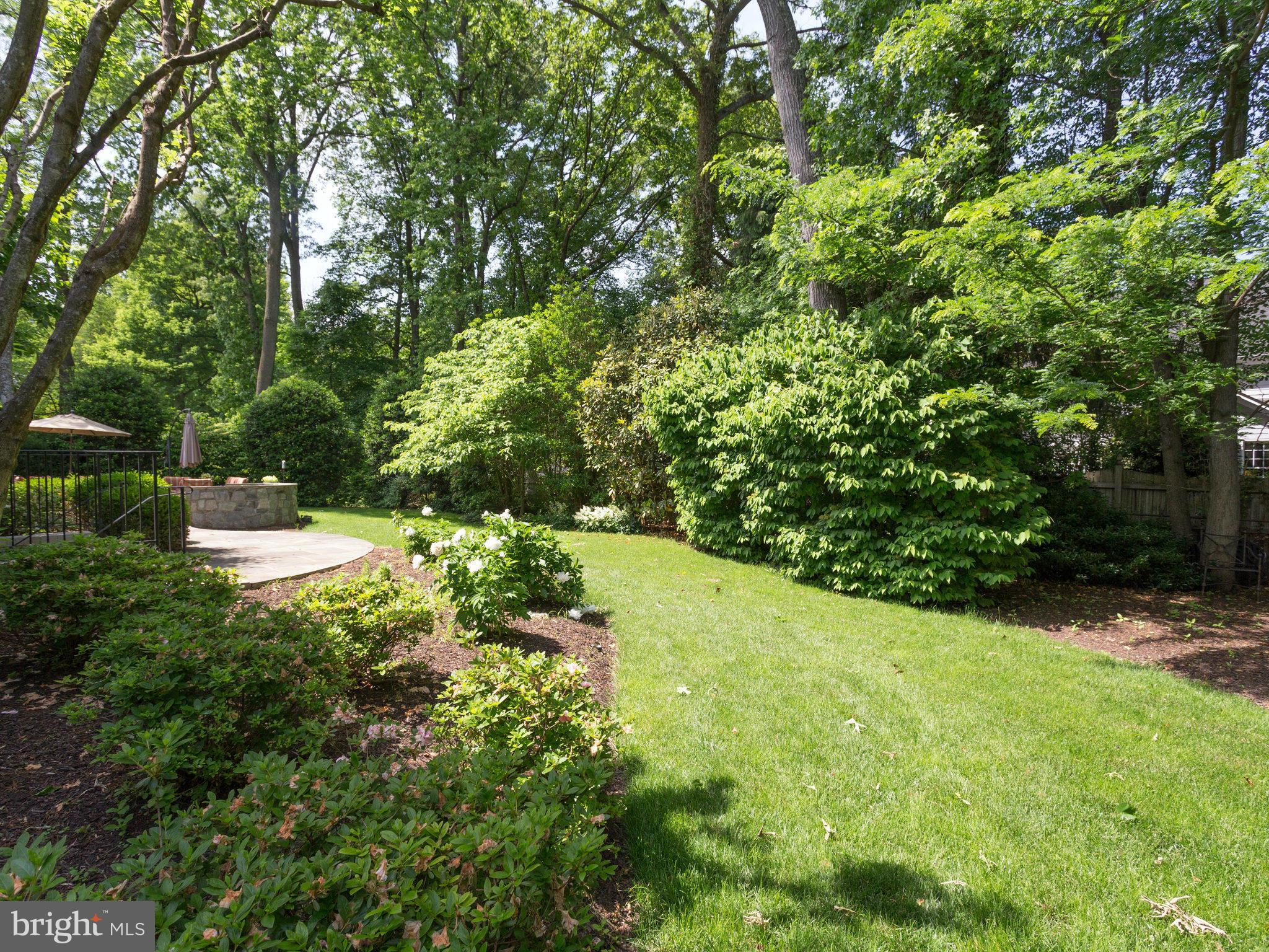 7202 Capitol View Drive McLean, VA 22101 - Photo 28 of 30 Exterior (Rear)