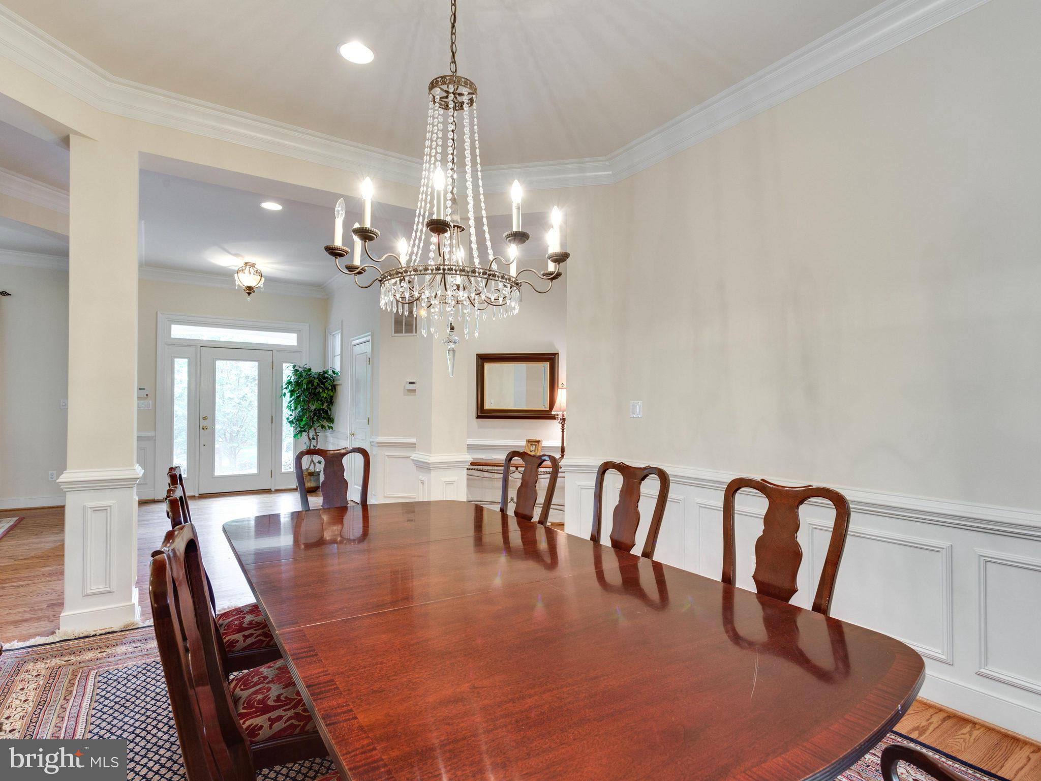 7202 Capitol View Drive McLean, VA 22101 - Photo 5 of 30 Dining Room