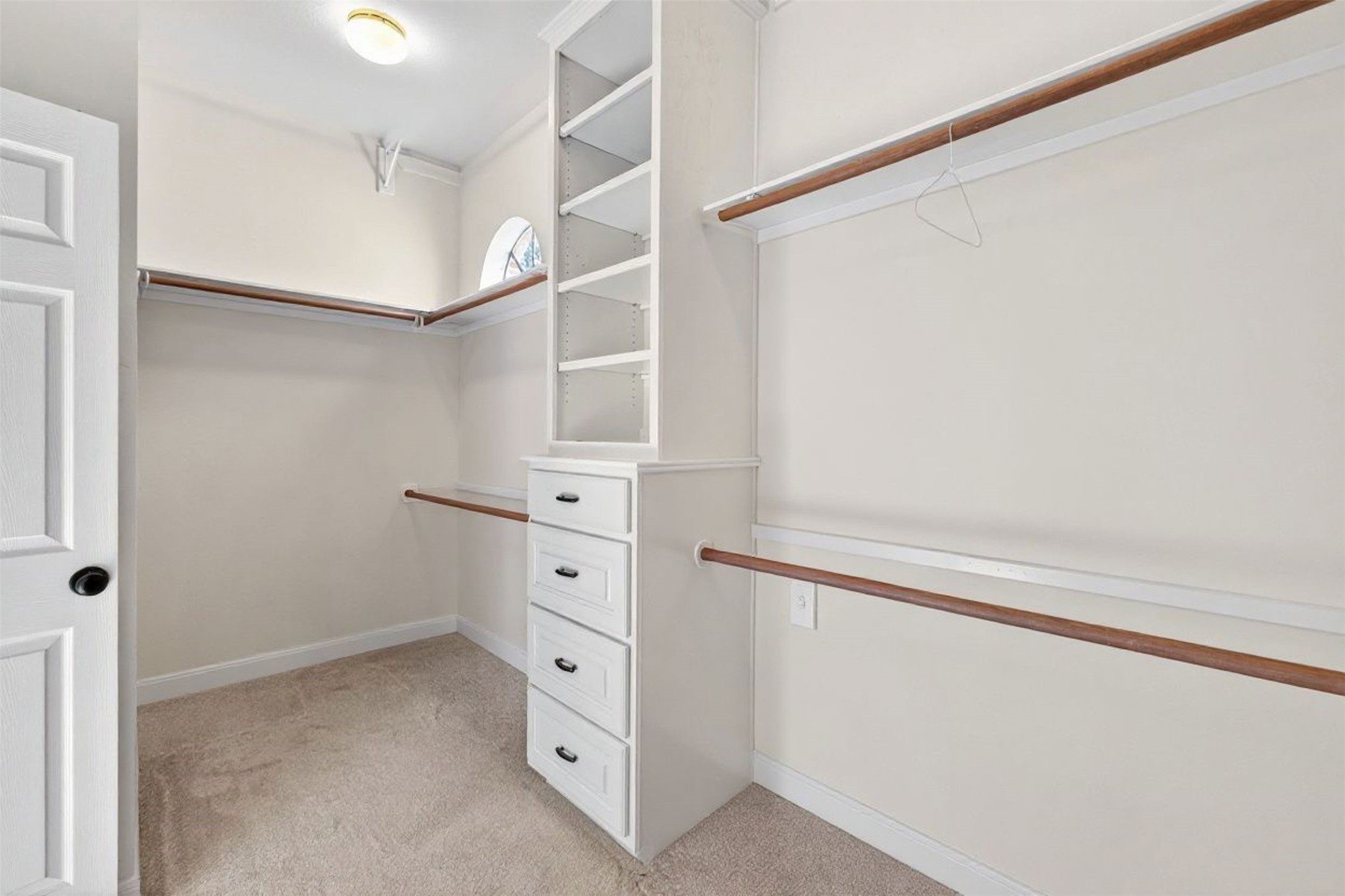 15614 Stable Brook Circle Cypress, TX 77429 - Photo 21 of 48 Primary bedroom walk in closet.