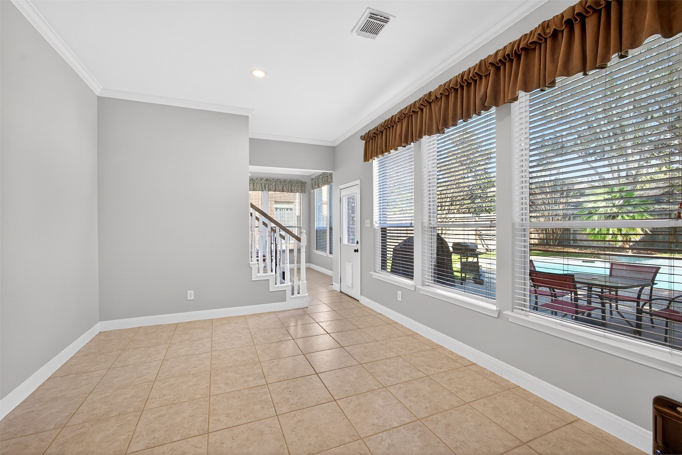 15614 Stable Brook Circle Cypress, TX 77429 - Photo 27 of 48 Breakfast room right between kitchen and secondary staircase.
